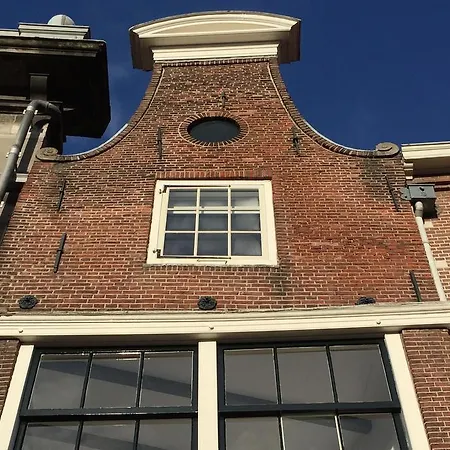 Teylers Anno 1608 *